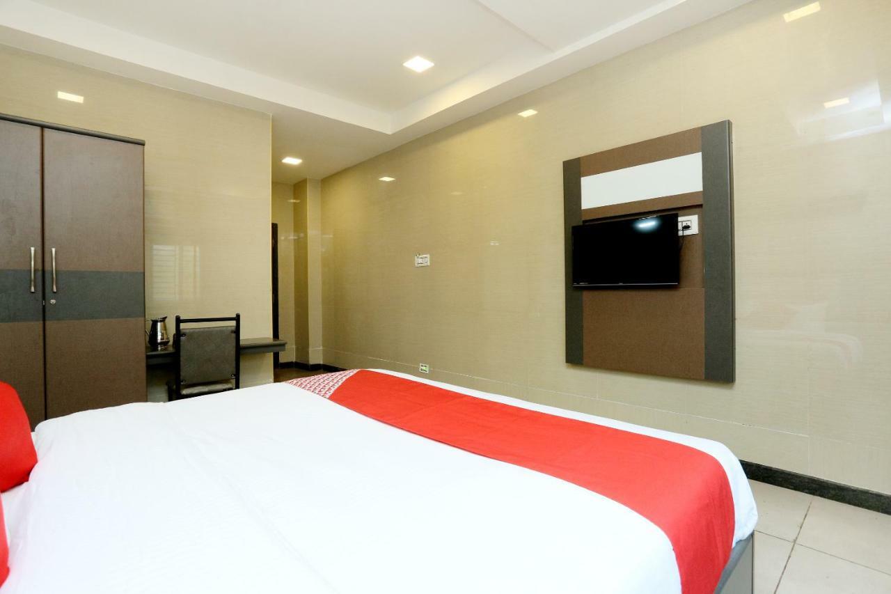 Oyo 18808 Hotel Rsn International Rāmeswaram Exteriör bild